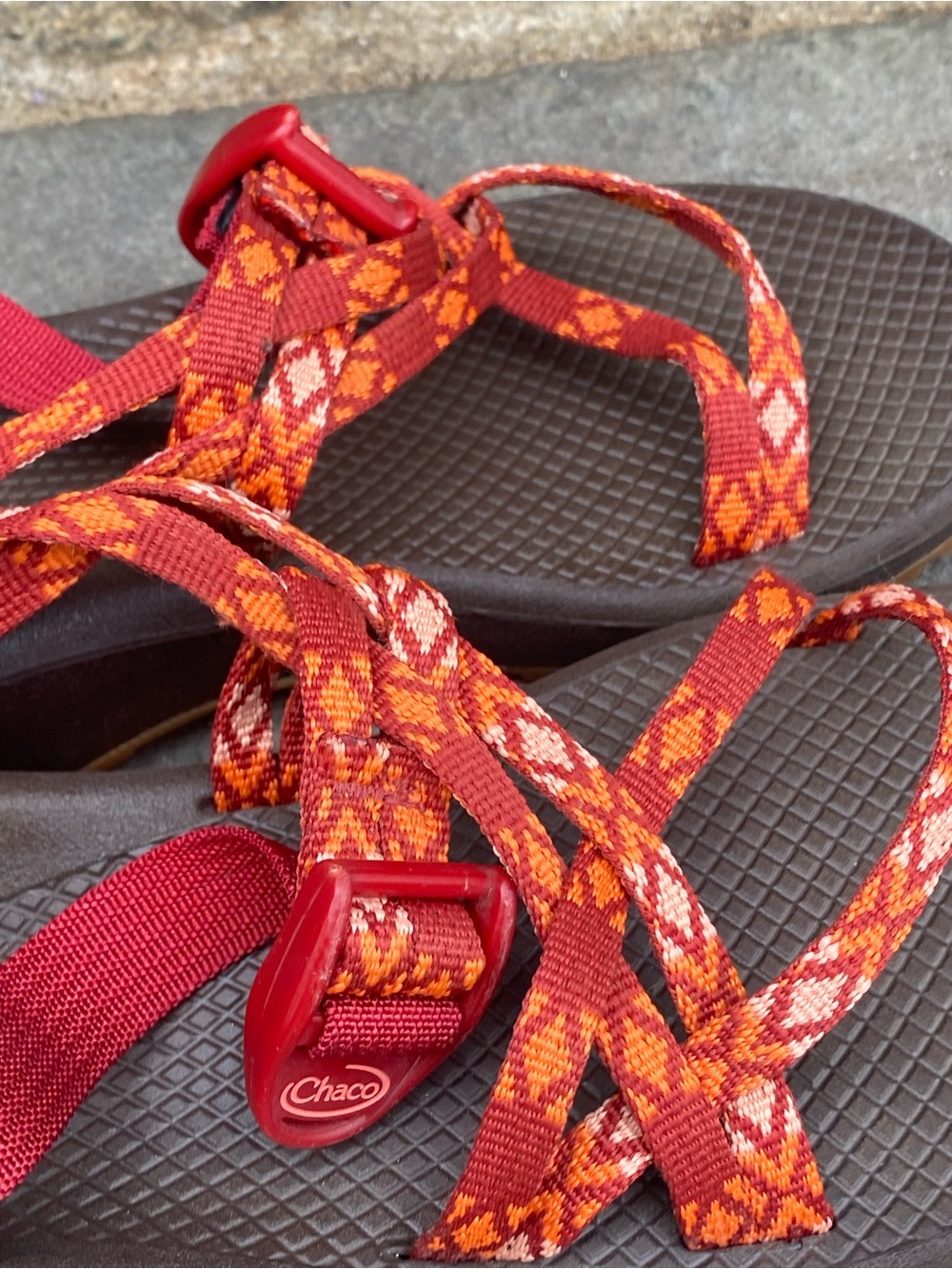 Chaco Women's Orange Red Patterned Strap Sandals 7 - Picture 12 of 13